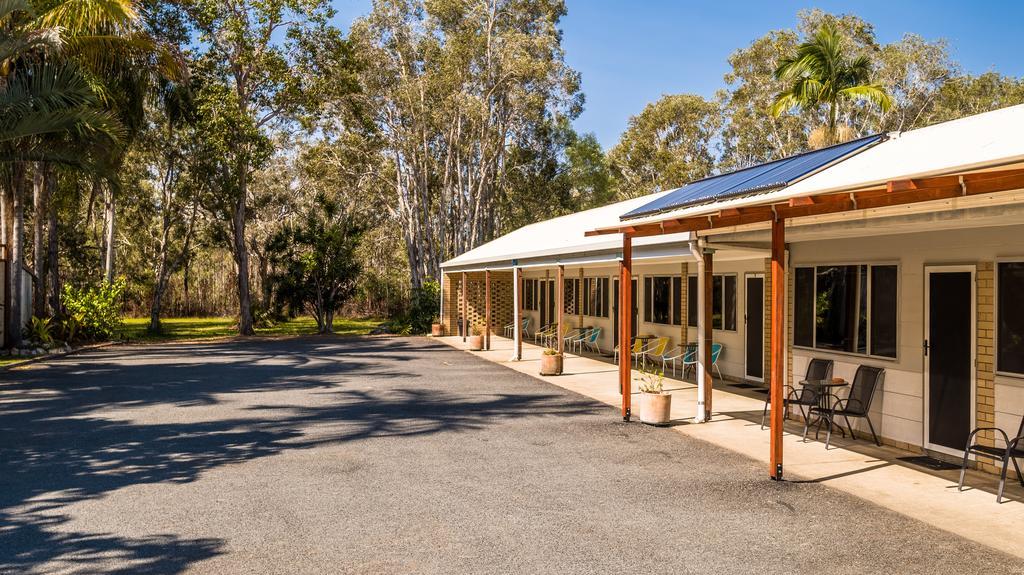 Tin Can Bay Motel エクステリア 写真